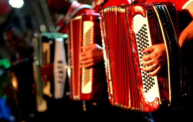  Abertas inscrições para seleção de bandas, artistas e sambas juninos