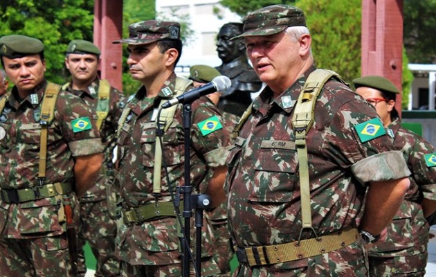  Comandante da 6ª Região Militar visita 1ª Companhia de Infantaria