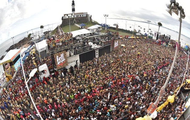  Transferência do Carnaval da Barra para orla do Centro de Convenções anima moradores: “somos contrários ao modelo atual”