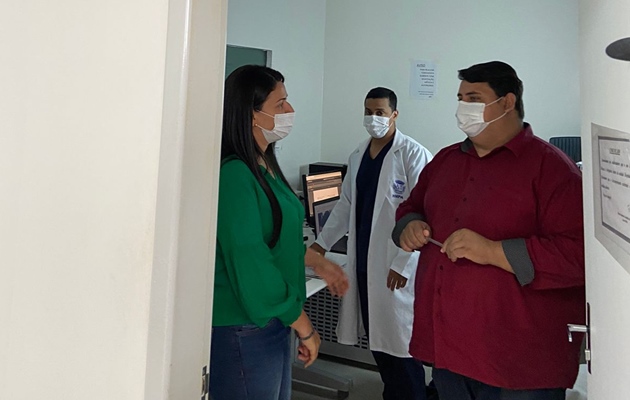  “Prefeitura garantiu o funcionamento da pediatria no HMPA”, diz Evinha após visita ao Hospital