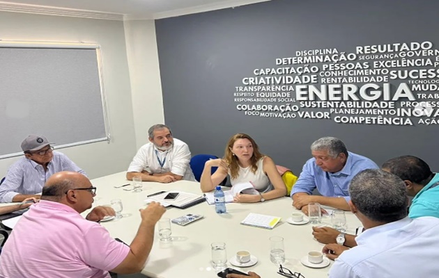  Turismo, obras e segurança, foram temas na reunião do Vice Prefeito e secretários com representantes da Chesf