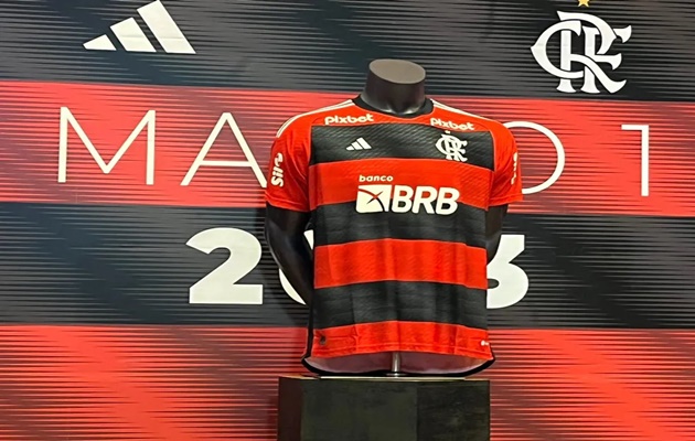  Flamengo apresenta nova camisa em evento na Gávea; estreia sábado na Supercopa