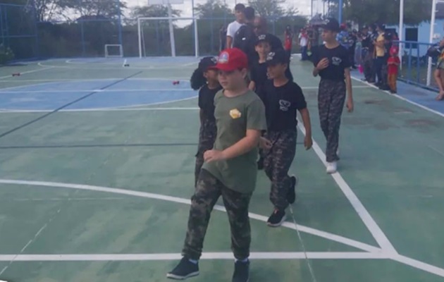  20° Batalhão de Polícia Militar recebe visita dos participantes do Projeto Cívico Militar Mirim