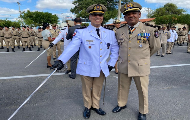  Policia Militar da Bahia realiza Solenidade em homenagem a Tiradentes com entrega de medalhas