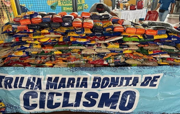  Banco de Alimento recebe alimentos doados pelos participantes da Trilha Maria Bonita de Ciclismo