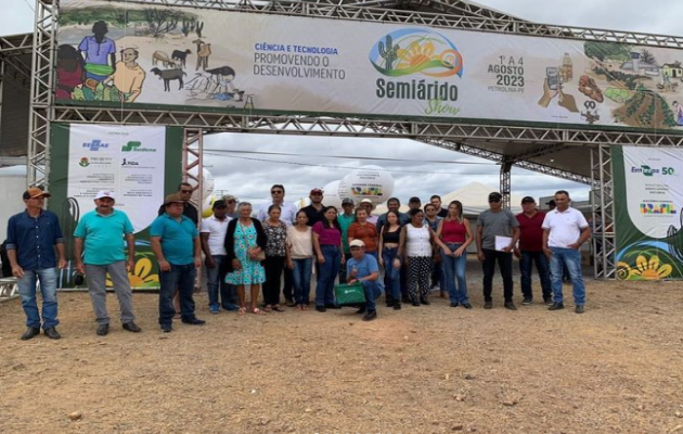  Produtores participam do Semiárido Show, em Petrolina, com o tema “Ciência e Tecnologia Promovendo o Desenvolvimento”