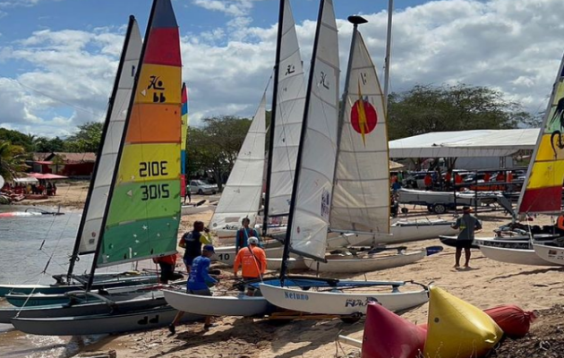  Neste sábado e domingo, tem Competição Náutica na Prainha, com as cores e beleza dos barcos a vela!