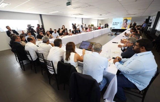  Em café da manhã com a imprensa, governador faz balanço do primeiro ano de gestão