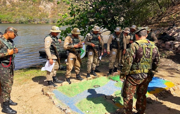  Militares da PMBA participam de Adestramento em Operações Ribeirinhas