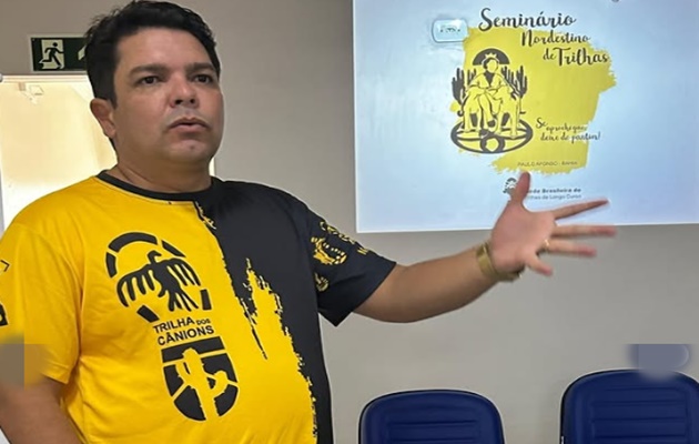  Especialistas do setor de trilhas participam de reunião preparatória para o 1º Seminário de Trilhas do Nordeste